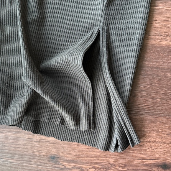 Socialite Ribbed Mini Dress - Picture 3 of 8